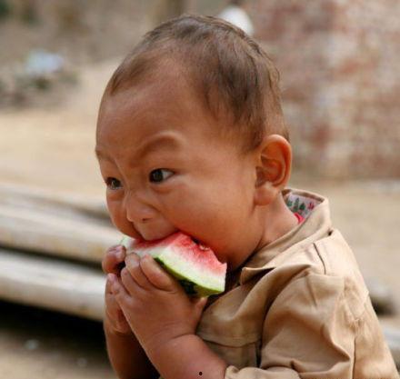 吃瓜小坏蛋,网络红人的崛起与争议